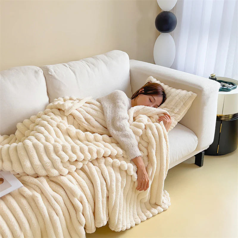 CozyBreeze™ Fleece Throw Blanket