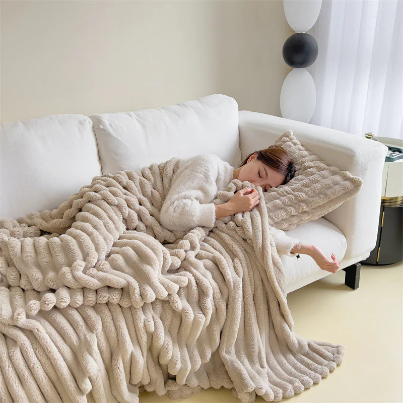CozyBreeze™ Fleece Throw Blanket